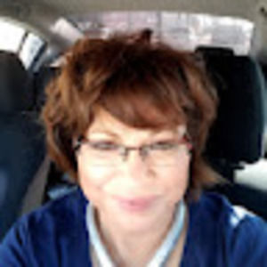 Meet your Posher, Yvette